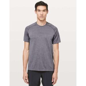 LULULEMON Metal Vent Tech Short Sleeve in Moonphase / Moon Blue Size Large